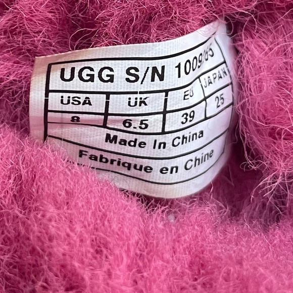 UGG Classic Mini Rustic Weave Pink Sheepskin. Size 8 - Picture 10 of 10